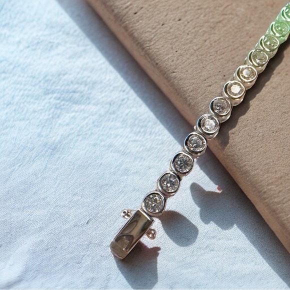 NEW Solid 925 Sterling Silver Rounded BezelSet High Carbon Stone Tennis Bracelet - Picture 5 of 16